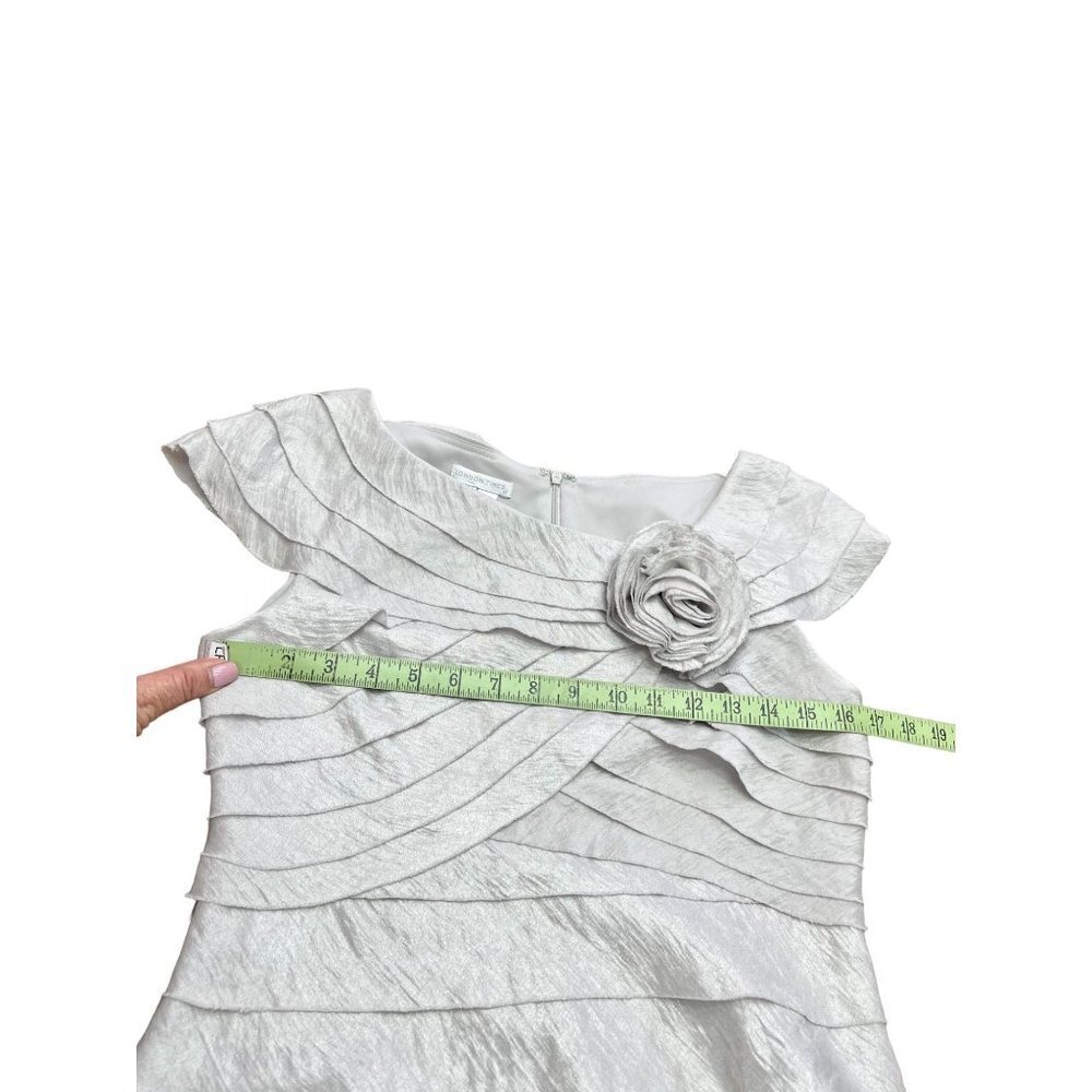 London Times Shimmer Cocktail Party Dress Scoop Neck Ruffled Tiered Pleated 10 - Picture 9 of 11